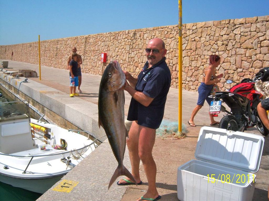 Tore Stangoni - ricciola 22 Kg ferragosto_1.jpg